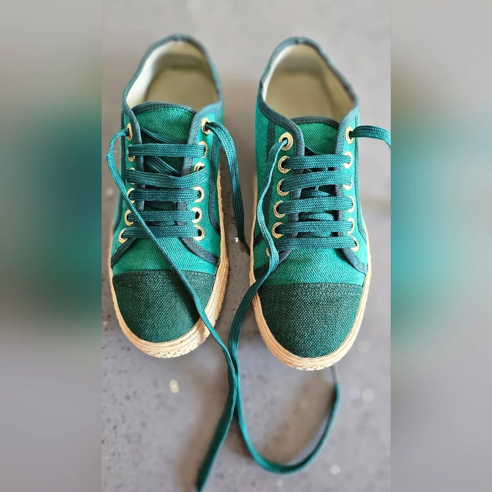 Chanel Sneaker Made In Italy💚